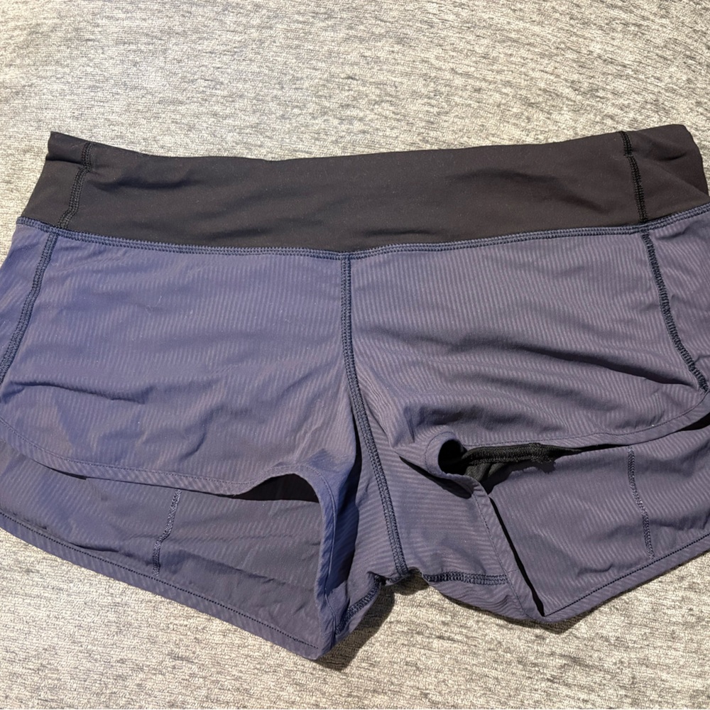 lululemon athletica women’s Black and Dark Gray Athletic Shorts sz 10